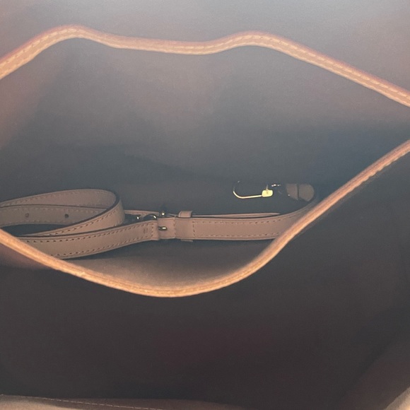 Louis Vuitton bag - Picture 7 of 11